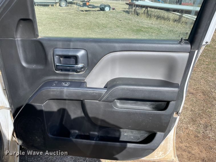 image for item MI9756 2014 Chevrolet Silverado 1500  Double Cab pickup truck