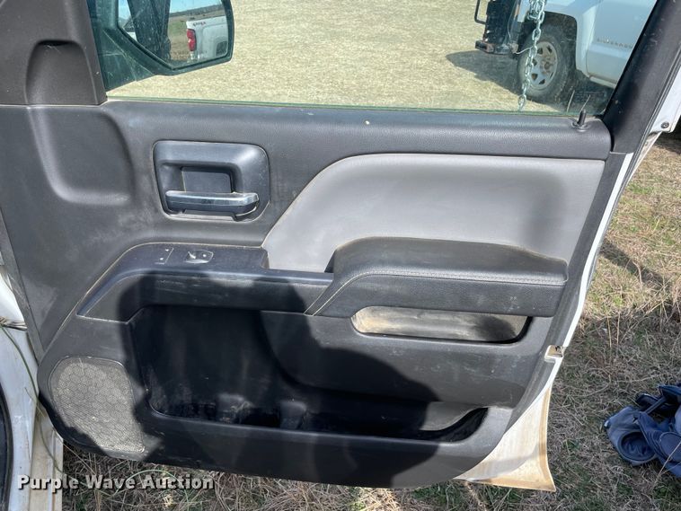 image for item MI9757 2014 Chevrolet Silverado 1500  Double Cab pickup truck