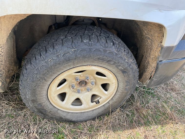 image for item MI9757 2014 Chevrolet Silverado 1500  Double Cab pickup truck