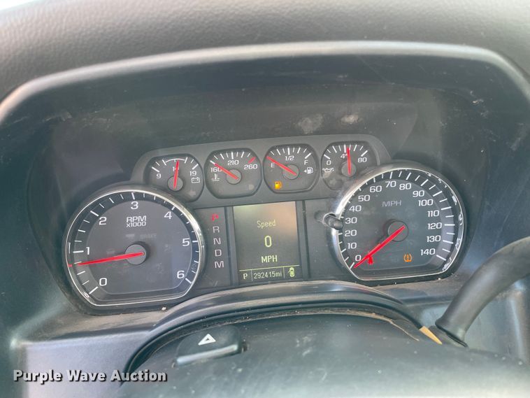 image for item MI9758 2014 Chevrolet Silverado 1500  Double Cab pickup truck