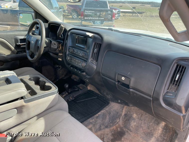 image for item MI9758 2014 Chevrolet Silverado 1500  Double Cab pickup truck