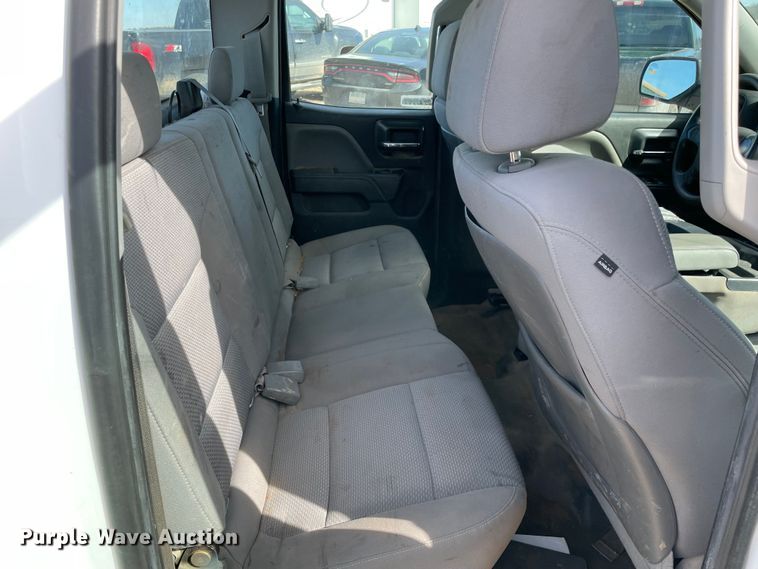 image for item MI9758 2014 Chevrolet Silverado 1500  Double Cab pickup truck