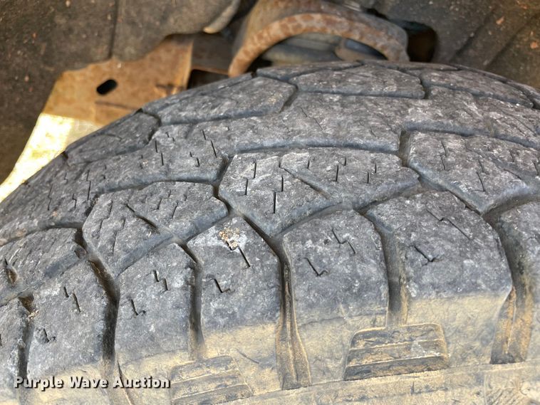 image for item MI9758 2014 Chevrolet Silverado 1500  Double Cab pickup truck