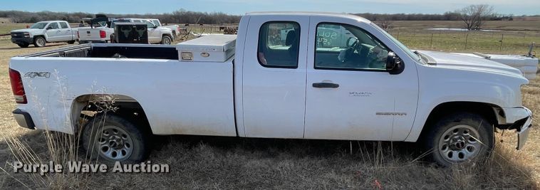 image for item MI9759 2012 GMC Sierra 1500  Ext. Cab pickup truck