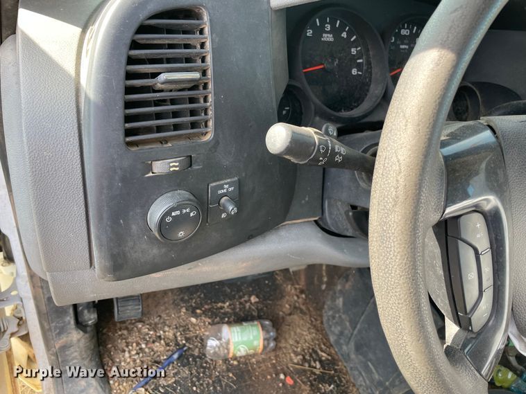 image for item MI9759 2012 GMC Sierra 1500  Ext. Cab pickup truck