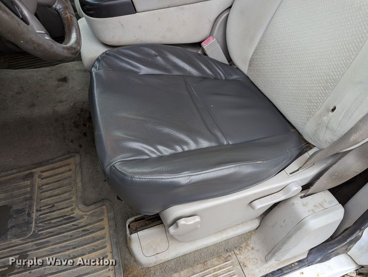 image for item MI9763 2007 GMC Sierra 1500 SLE  Ext. Cab pickup truck