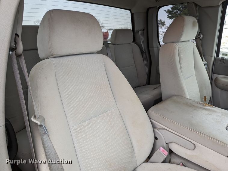 image for item MI9763 2007 GMC Sierra 1500 SLE  Ext. Cab pickup truck