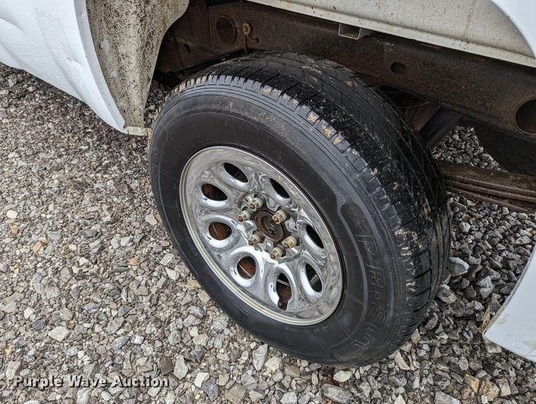 image for item MI9763 2007 GMC Sierra 1500 SLE  Ext. Cab pickup truck