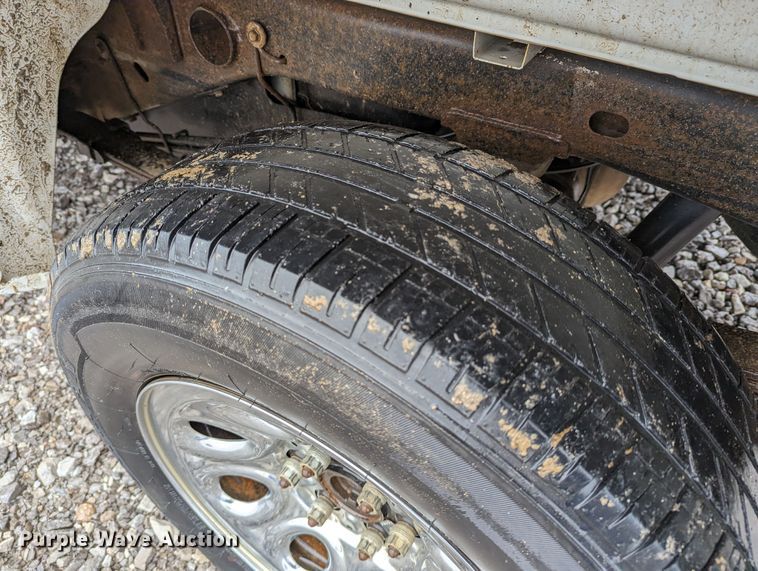 image for item MI9763 2007 GMC Sierra 1500 SLE  Ext. Cab pickup truck