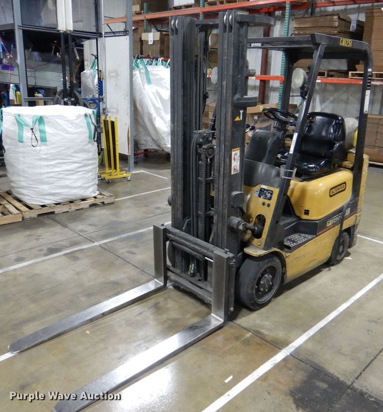 image for item MJ9990 Caterpillar GC18K  forklift