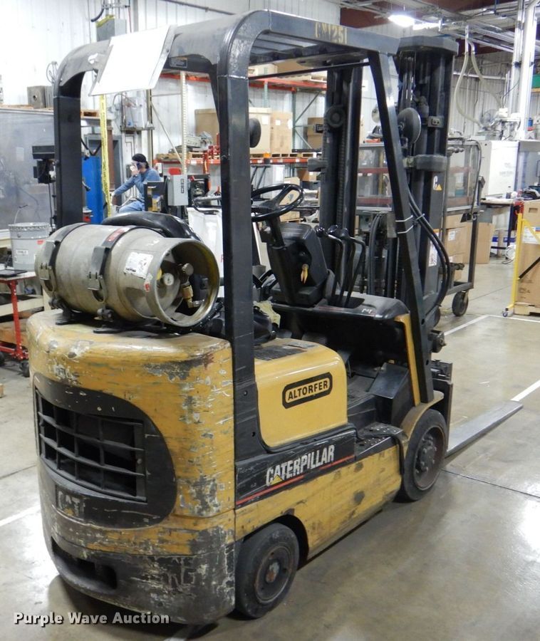 image for item MJ9990 Caterpillar GC18K  forklift