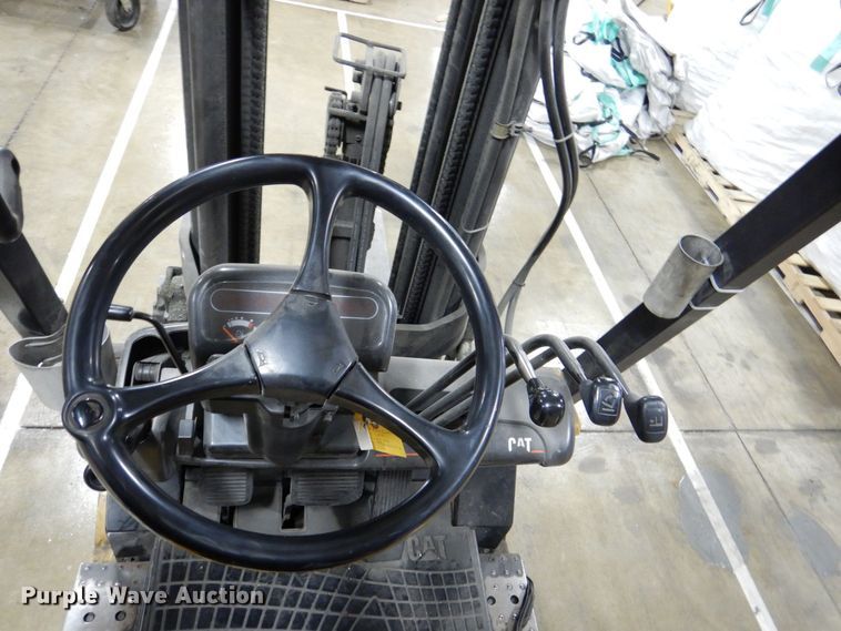 image for item MJ9990 Caterpillar GC18K  forklift