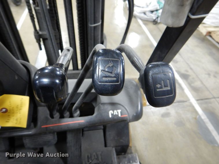 image for item MJ9990 Caterpillar GC18K  forklift