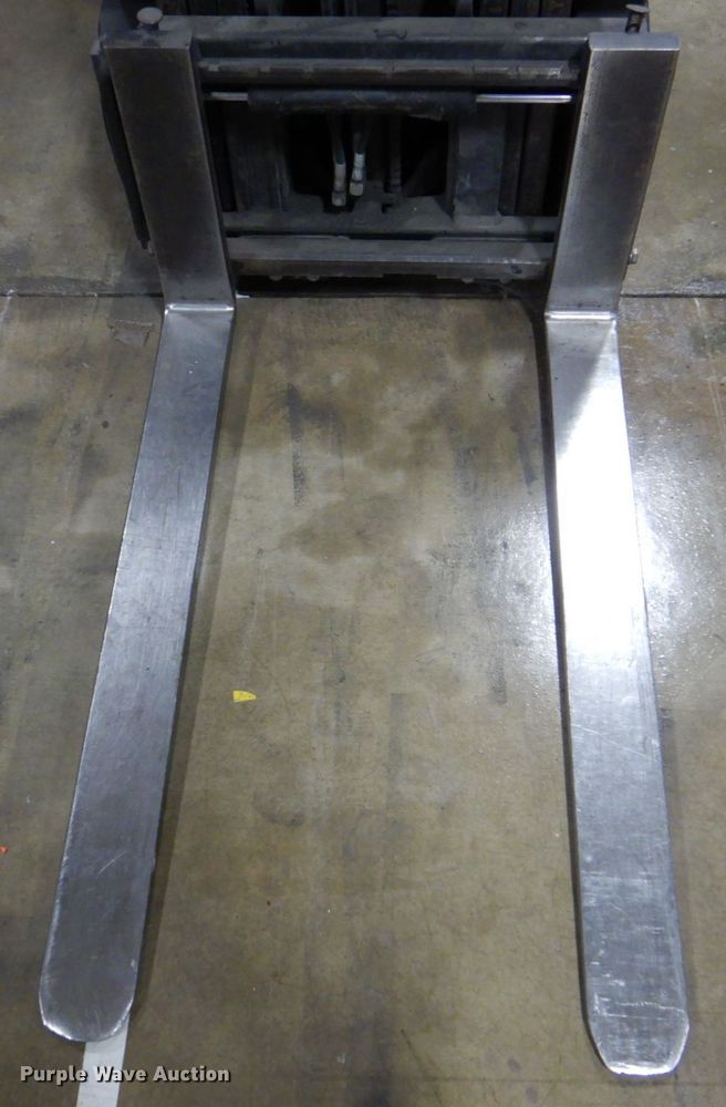 image for item MJ9990 Caterpillar GC18K  forklift