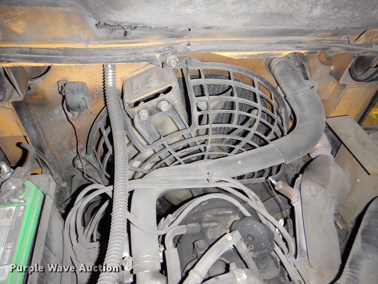 image for item MJ9990 Caterpillar GC18K  forklift