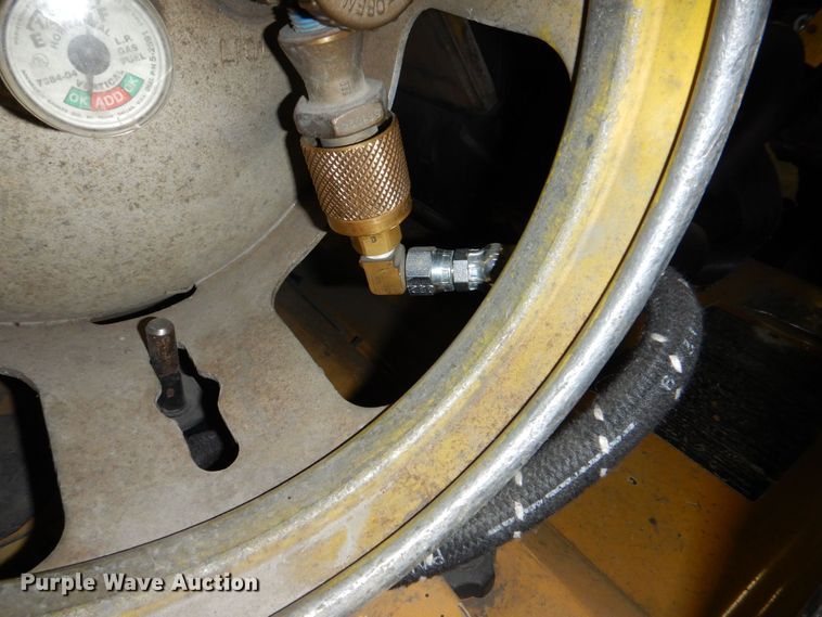 image for item MJ9990 Caterpillar GC18K  forklift