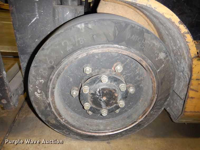 image for item MJ9990 Caterpillar GC18K  forklift