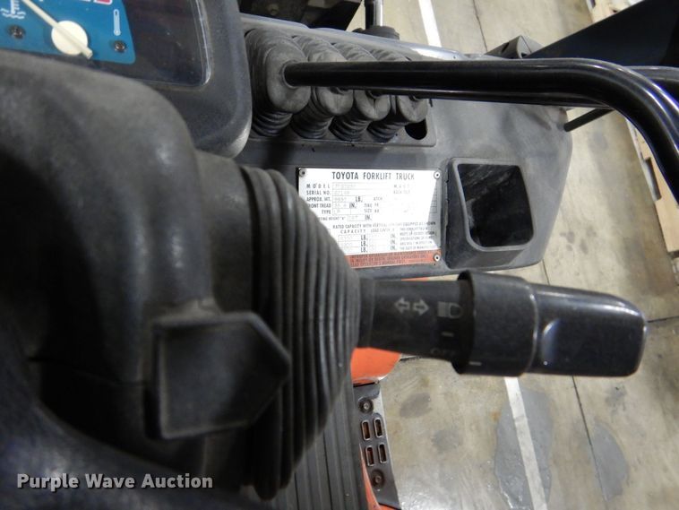 image for item MJ9991 Toyota 7FGCU30  forklift