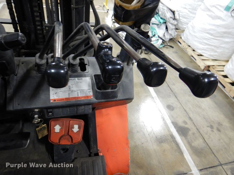 image for item MJ9991 Toyota 7FGCU30  forklift