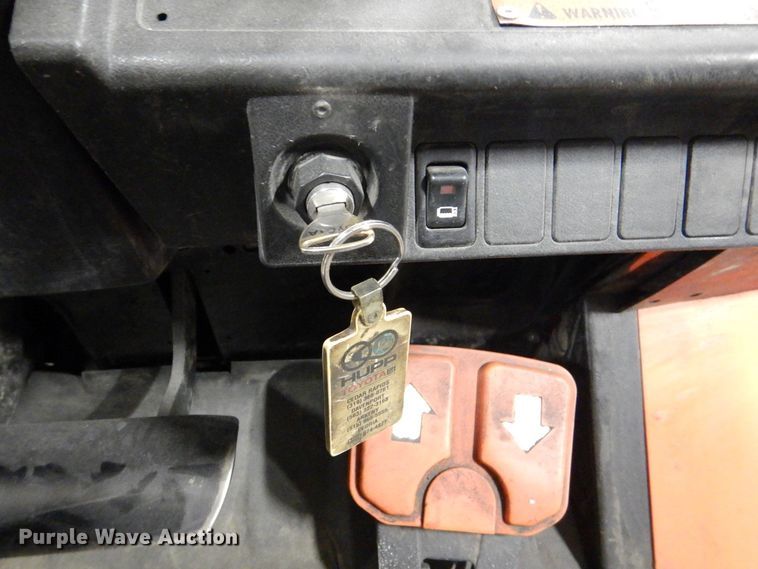 image for item MJ9991 Toyota 7FGCU30  forklift