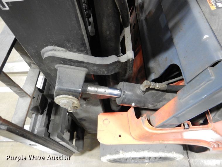 image for item MJ9991 Toyota 7FGCU30  forklift