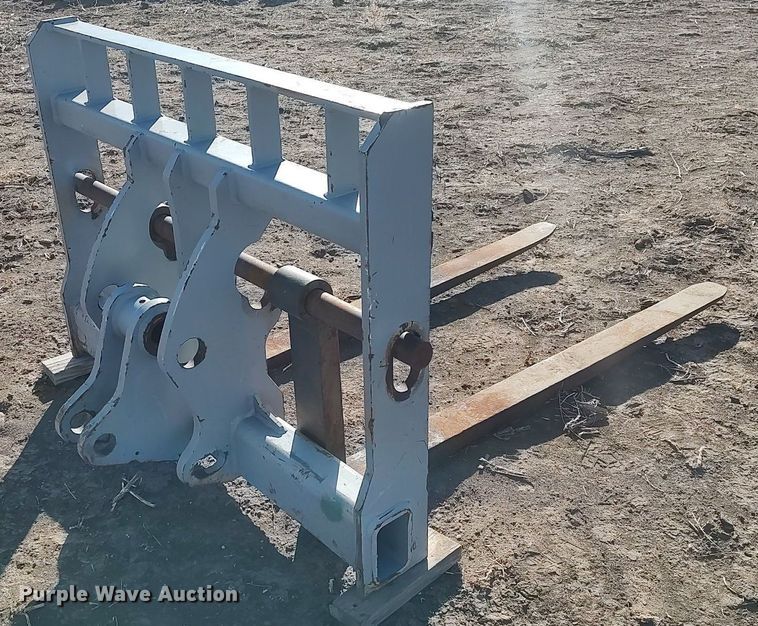 image for item MN9008 Genie  forks