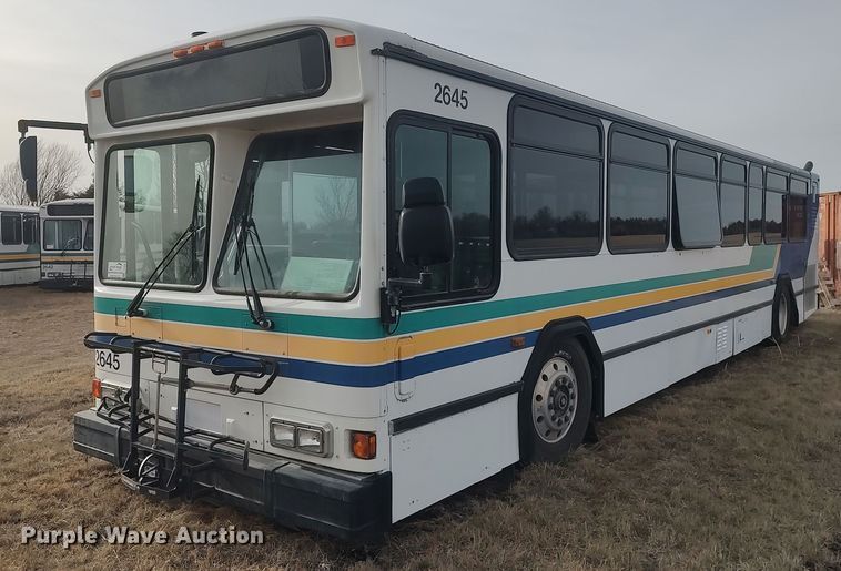 image for item MN9020 2006 Gillig Phantom C29D096N4  transit bus