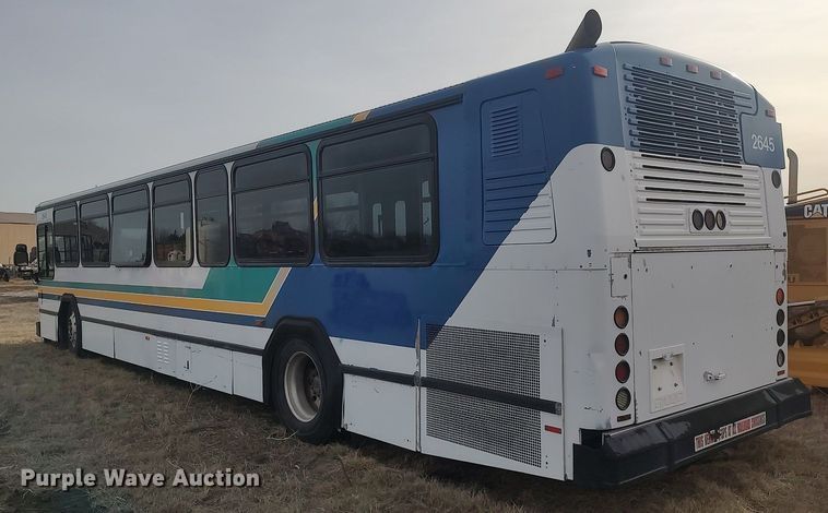 image for item MN9020 2006 Gillig Phantom C29D096N4  transit bus