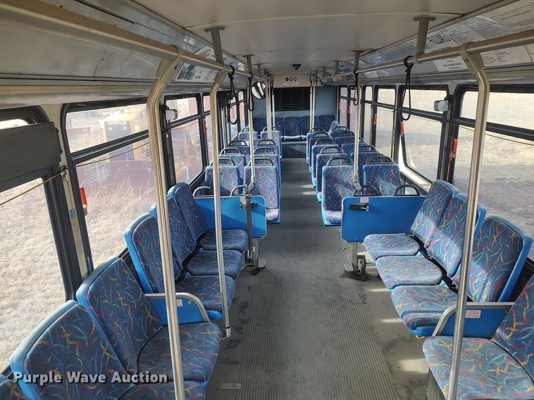 image for item MN9020 2006 Gillig Phantom C29D096N4  transit bus