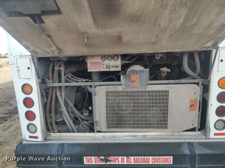 image for item MN9020 2006 Gillig Phantom C29D096N4  transit bus