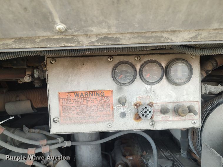 image for item MN9020 2006 Gillig Phantom C29D096N4  transit bus