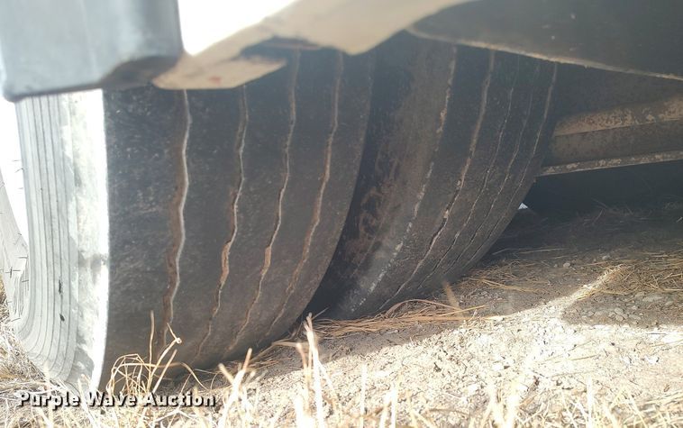 image for item MN9020 2006 Gillig Phantom C29D096N4  transit bus