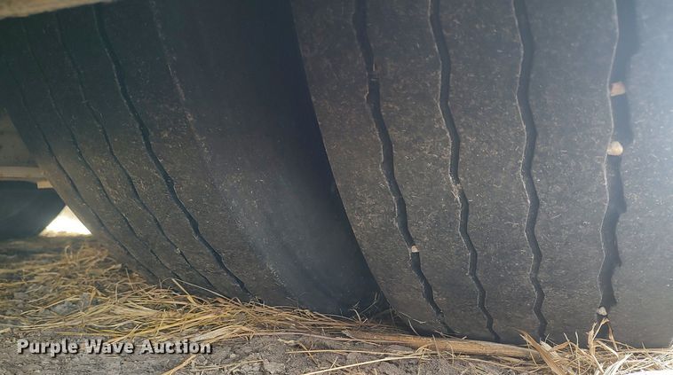 image for item MN9020 2006 Gillig Phantom C29D096N4  transit bus