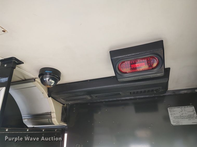 image for item MN9021 2006 Gillig Phantom C29D096N4  transit bus