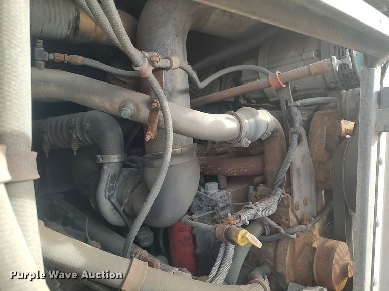 image for item MN9021 2006 Gillig Phantom C29D096N4  transit bus