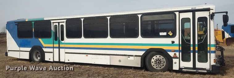 image for item MN9022 2006 Gillig Phantom C29D096N4  transit bus