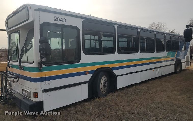 image for item MN9022 2006 Gillig Phantom C29D096N4  transit bus