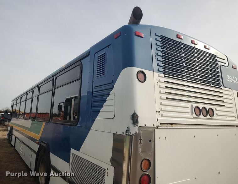 image for item MN9022 2006 Gillig Phantom C29D096N4  transit bus