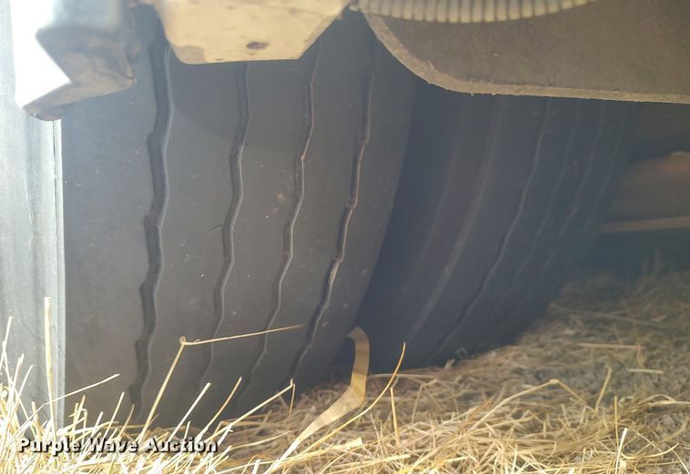 image for item MN9022 2006 Gillig Phantom C29D096N4  transit bus