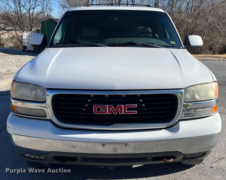 image for item MN9414 2001 GMC Yukon SLE  SUV
