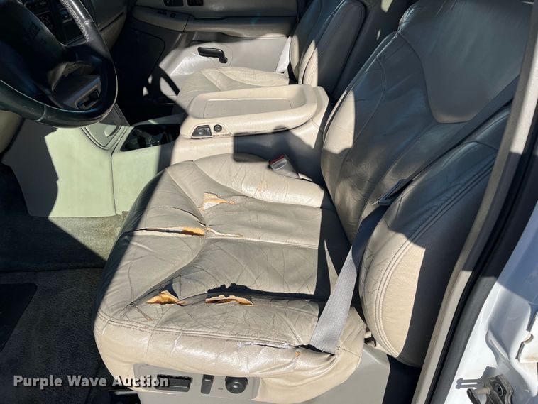 image for item MN9414 2001 GMC Yukon SLE  SUV