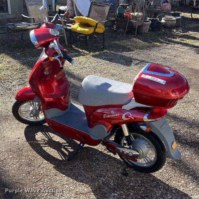 image for item MN9518 Qelectric Expresso  electric scooter