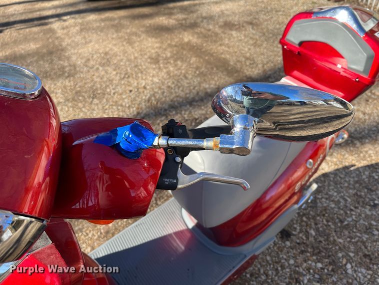 image for item MN9518 Qelectric Expresso  electric scooter