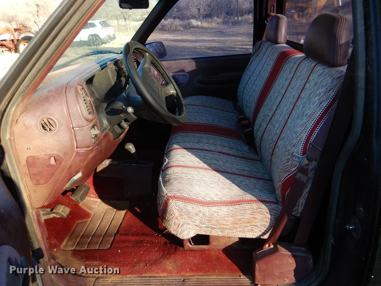 image for item MP9036 1996 Chevrolet K1500  pickup truck