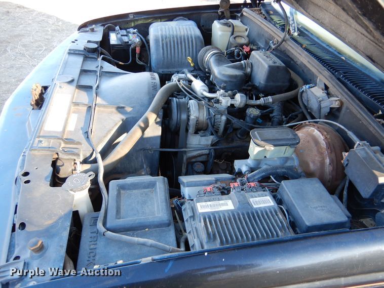 image for item MP9036 1996 Chevrolet K1500  pickup truck