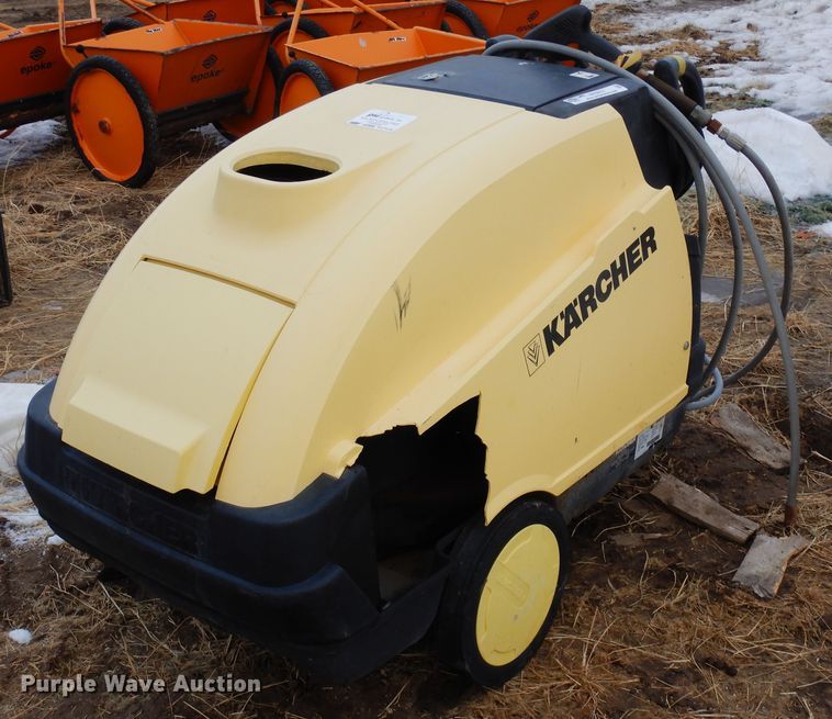 image for item MR9676 1999 Karcher HDS 1055  pressure washer