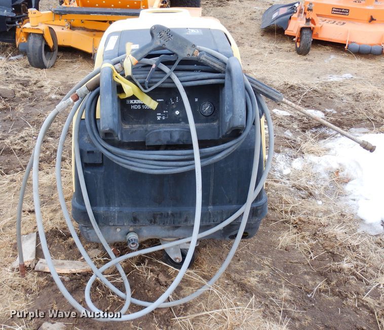 image for item MR9676 1999 Karcher HDS 1055  pressure washer