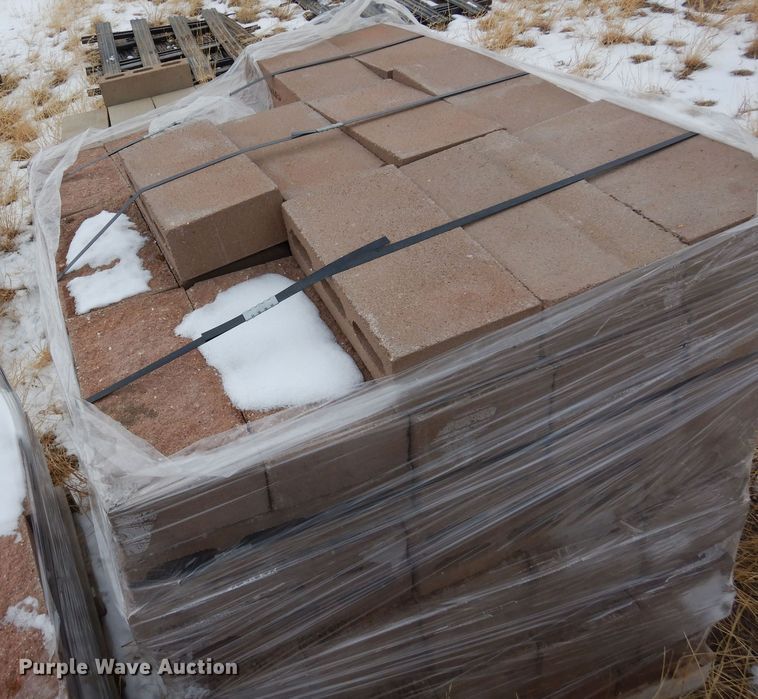 image for item MR9688 Approximately 1,680 bricks