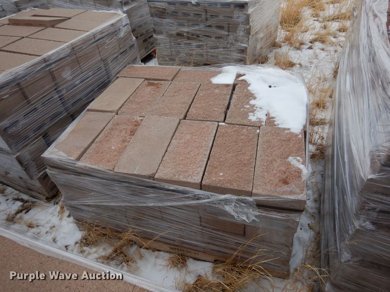 image for item MR9688 Approximately 1,680 bricks