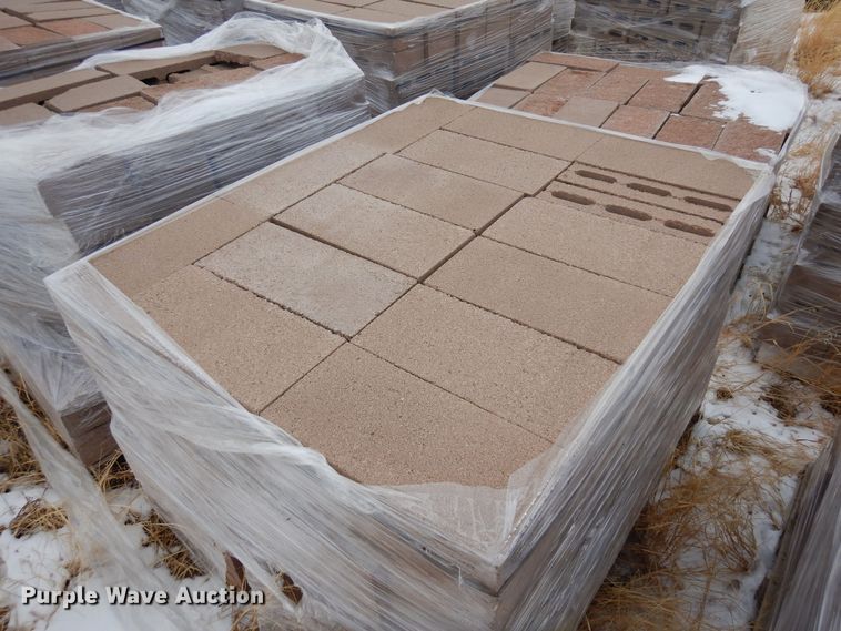 image for item MR9688 Approximately 1,680 bricks